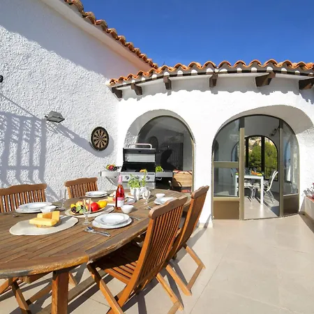 Gasparet By Interhome